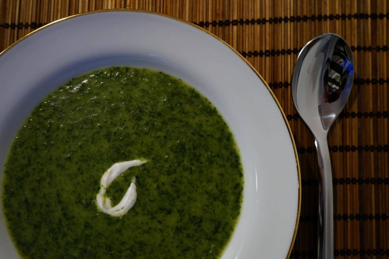 Zuckerfreie-Kräutersuppe-mit-Kartoffeln-und-Rucola-1280x853.jpg